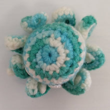 Load image into Gallery viewer, NEW Handcrafted Wool Octopus N1 - Ecuador