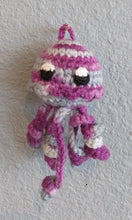 Load image into Gallery viewer, NEW Handcrafted Wool Jellyfish N1 - Ecuador