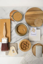 Load image into Gallery viewer, Dixie Belle No Pain Caramel Gel Stain 16oz