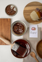 Load image into Gallery viewer, Dixie Belle No Pain Chestnut Gel Stain 16oz