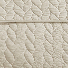 Load image into Gallery viewer, NEW Noel 3 Piece Reversible Coverlet Set - Full/Queen Cream