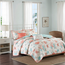 Load image into Gallery viewer, NEW Pebble Beach 6 Piece Cotton Sateen Reversible Coverlet Set - Queen - MP13-2709