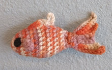 Load image into Gallery viewer, NEW Handcrafted Wool Fish N1 - Ecuador