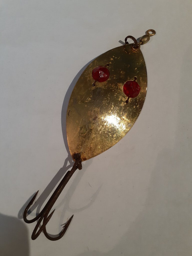 VINTAGE Lucky Strike Ruby Eye Fishing Lure, Canada