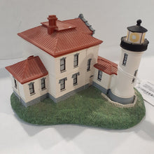 Load image into Gallery viewer, Danbury Mint Historic American Lighthouse Collection: "Admiralty Head Lighthouse"
