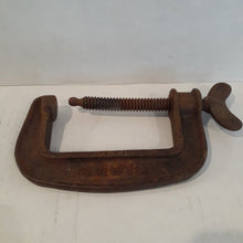 Load image into Gallery viewer, VINTAGE Hardy No 3 C-Clamp
