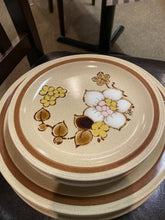Load image into Gallery viewer, Vintage 10 PC Set Cupboard Craft "Brown Sugar" Stoneware: 4 Dinner Plates, 4 Salad/Lunch Plates, 1 Platter, &amp; 1 Serving Bowl
