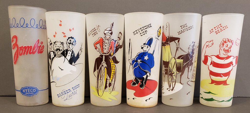 Set of 6 Mid Century Gay Nineties Anchor Hocking Frosted Glass Tumblers
