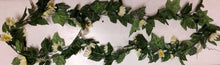Load image into Gallery viewer, NEW 6 ft Garland - Daisies

