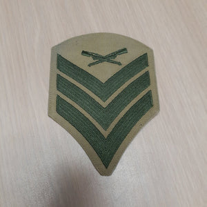 USMC Crossed Rifles Sergeant Patch Khaki/Green