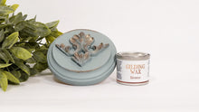 Load image into Gallery viewer, Dixie Belle Gilding Wax
