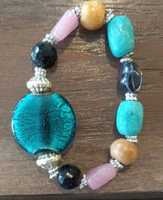 Load image into Gallery viewer, NEW Beaded Bracelet - Made in India 12252
