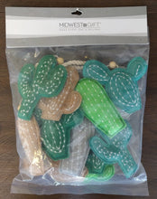 Load image into Gallery viewer, NEW 60&quot; Felt Cactus Garland ME178903
