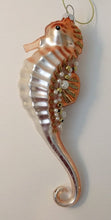 Load image into Gallery viewer, NEW Glass Sea Horse Ornament 7"
