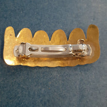 Load image into Gallery viewer, NEW Barette - Stamped Metal 5 Rabbits Gold
