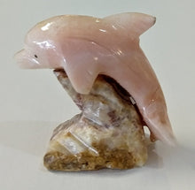 Load image into Gallery viewer, NEW Hand-carved Marble Dolphin N3 - Ecuador

