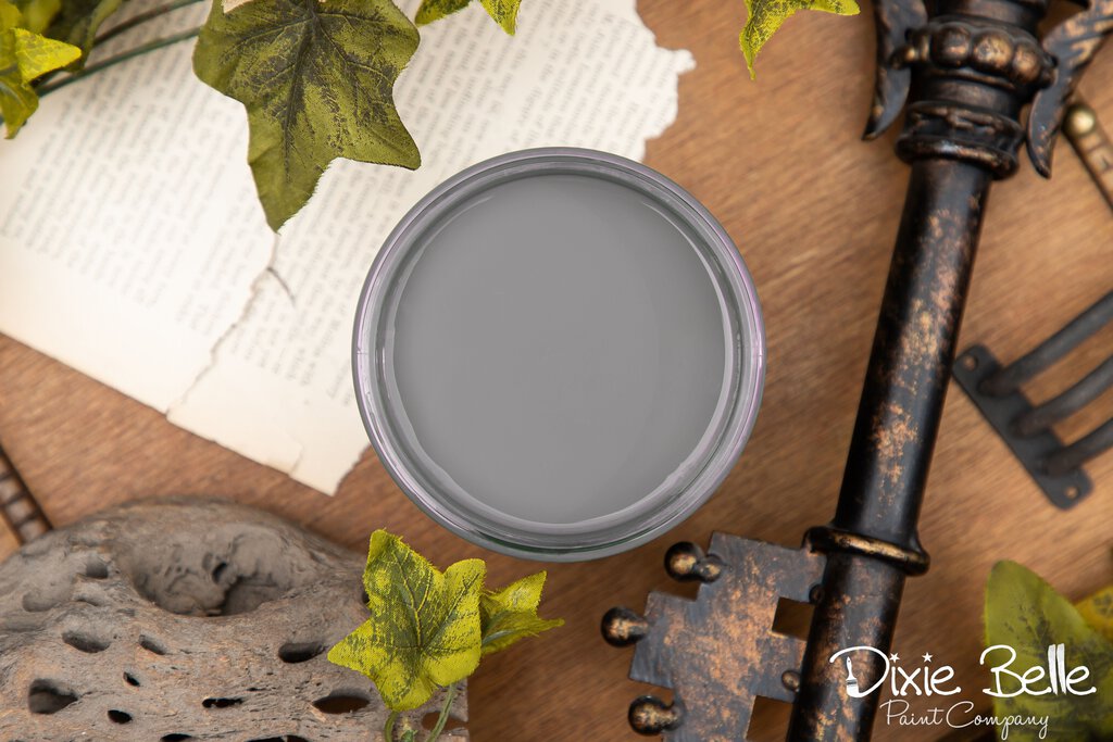 Dixie Belle Hurricane Gray Chalk Mineral Paint