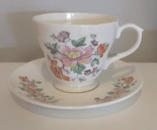 Load image into Gallery viewer, Vintage Eaton Crown Fine Bone China Tea Cup and Saucer
