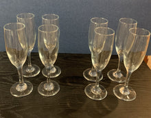 Load image into Gallery viewer, Set of 4 Champagne Flutes
