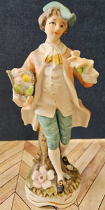 VINTAGE 7.5" Victorian Man Figurine