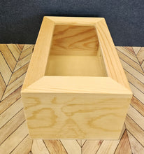 Load image into Gallery viewer, NEW 7.5" Gold Leaf Design Group Studio Collection Window Box
