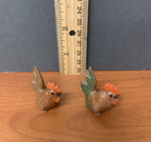 Load image into Gallery viewer, Pair of Ceramic Chicken Miniatures
