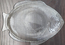 Load image into Gallery viewer, Glass Fish Serving Platter
