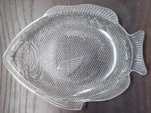 Load image into Gallery viewer, Glass Fish Serving Platter
