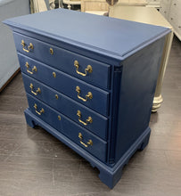 Load image into Gallery viewer, Ethan Allen Chest of Drawers
