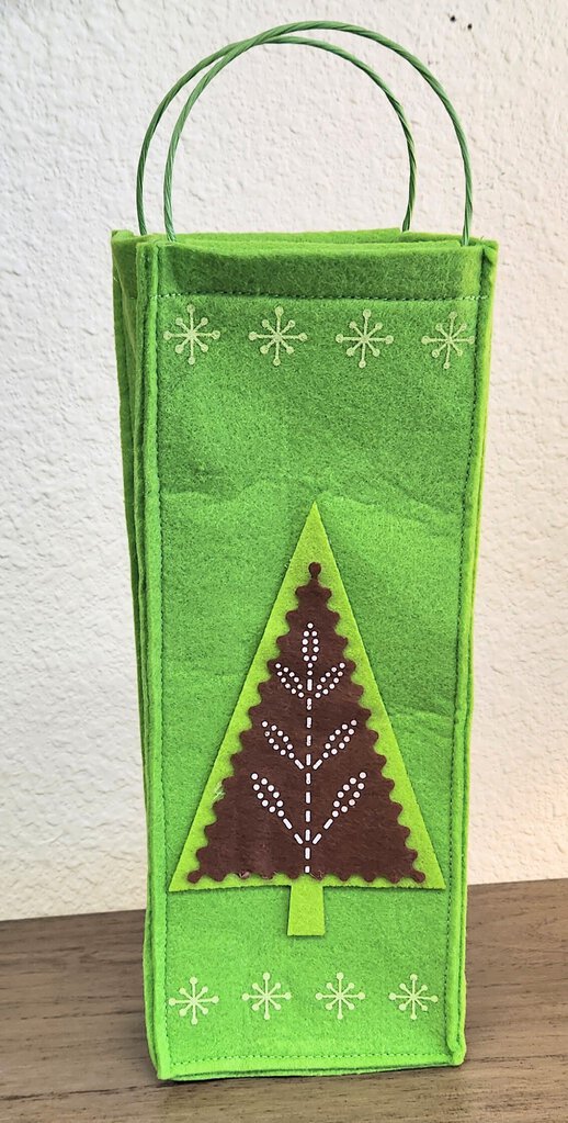 NEW Christmas Tree Bottle Bag - 605231