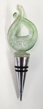 Load image into Gallery viewer, NEW Green Swirl Art Glass Bottle Stopper - 655003
