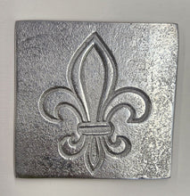 Load image into Gallery viewer, NEW Textured Aluminum Fleur de Lis Trivet - 12714
