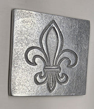 Load image into Gallery viewer, NEW Textured Aluminum Fleur de Lis Trivet - 12714
