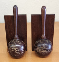 Load image into Gallery viewer, PAIR Vintage Havana Cuba Maracas Bookends
