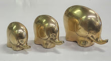 Load image into Gallery viewer, SET 3-Pc Vintage Brass Elephant Figurines

