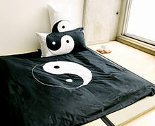 Load image into Gallery viewer, Three Piece Queen/Full Yin Yang Duvet Set

