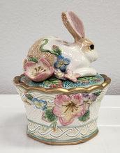 Load image into Gallery viewer, Fitz and Floyd Garden Rhapsody Rabbit Lidded Box (with box)
