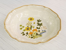 Load image into Gallery viewer, Mikasa Garden Club Fresh Floral Soup Bowl
