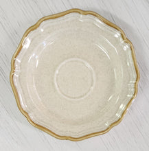 Load image into Gallery viewer, Mikasa Garden Club Fresh Floral Saucer

