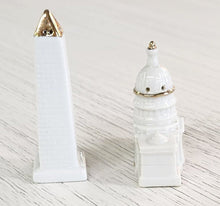 Load image into Gallery viewer, Vintage U.S. Capitol &amp; Washington Monument Salt &amp; Pepper Shakers
