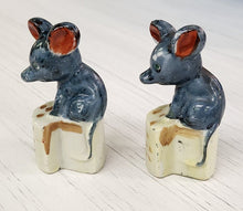 Load image into Gallery viewer, Vintage Mice on Cheese Salt &amp; Pepper Shakers
