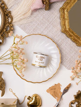 Load image into Gallery viewer, Dixie Belle Gilding Wax
