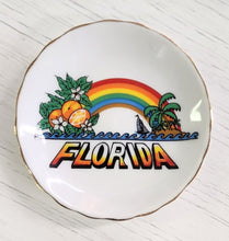 Load image into Gallery viewer, Vintage Florida Porcelain Souvenir Plate
