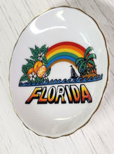 Load image into Gallery viewer, Vintage Florida Porcelain Souvenir Plate
