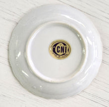 Load image into Gallery viewer, Vintage Florida Porcelain Souvenir Plate

