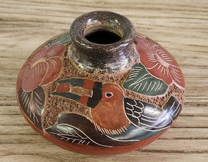 Nicaraguan Pottery Etched Vase