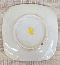 Load image into Gallery viewer, Vintage Imari Hand-Painted Porcelain Horse Design Ash Tray
