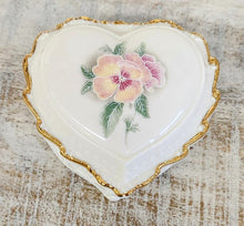 Load image into Gallery viewer, Heritage House Porcelain Heart Music Trinket Box
