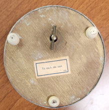 Load image into Gallery viewer, Antique Aluminum Powder Music Box - Gold Lid
