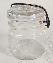 Load image into Gallery viewer, Vintage Atlas Wholefruit Pint Mason Jar with Wire Bail
